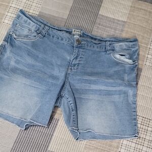 Mudd Sz 20 Light Blue Denim Shorts